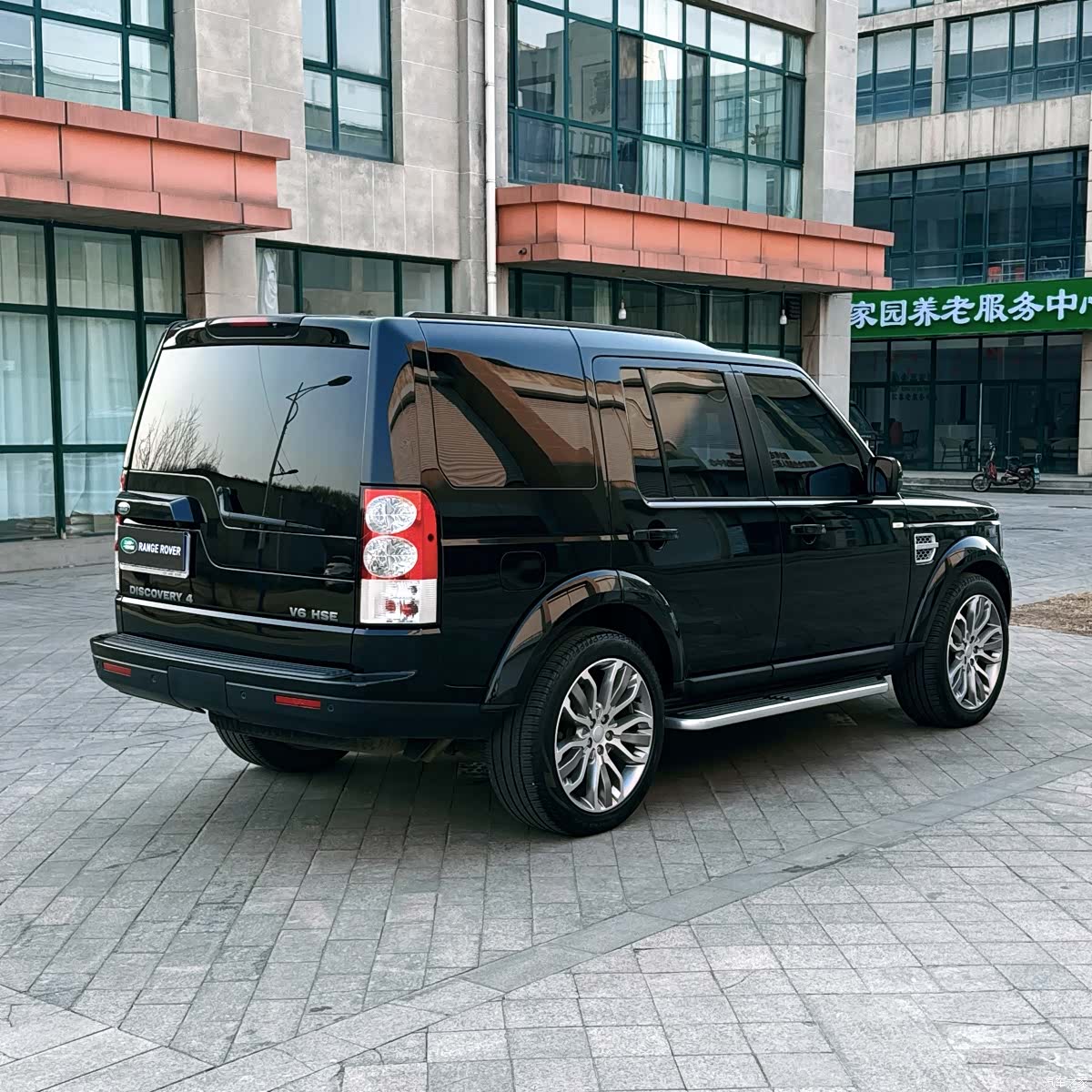 Land Rover Discovery, 2011 4