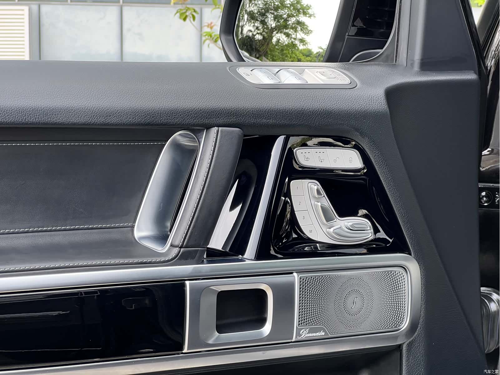 Mercedes-Benz G-Class, 2022 14