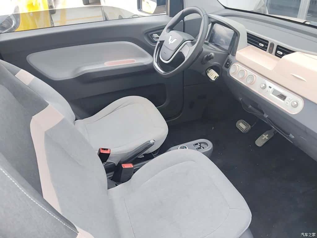 Wuling MINIEV, 2021 25