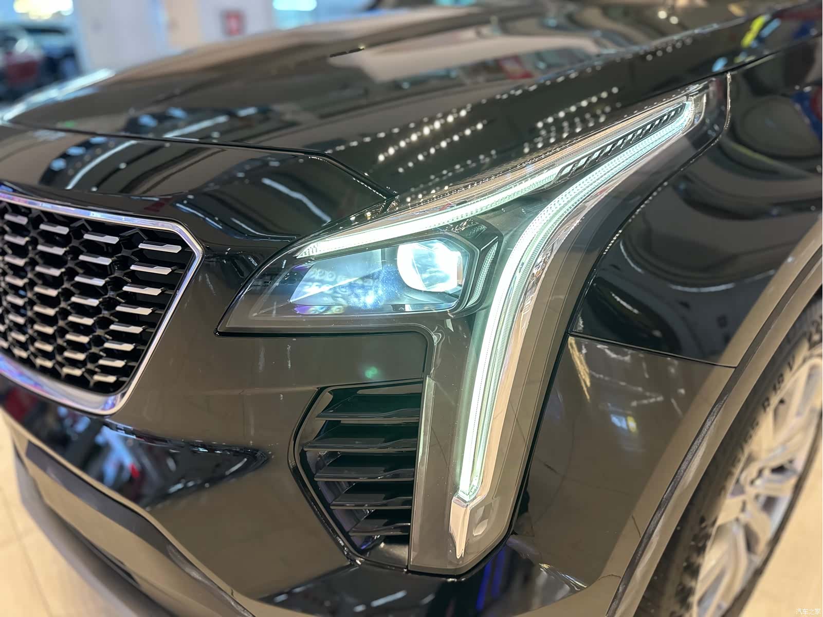 Cadillac XT4, 2021 10