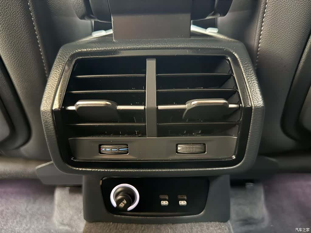 Audi Q3, 2022 19