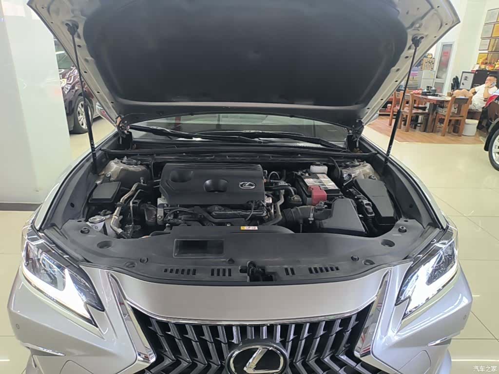 Lexus ES, 2024 20