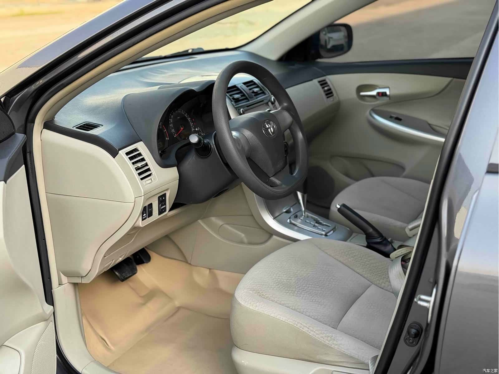 Toyota Corolla, 2012 6