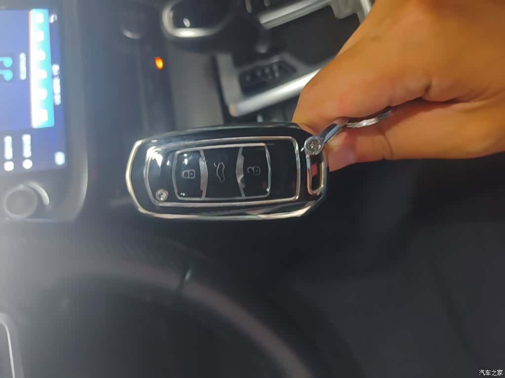 Geely Emgrand, 2016 9