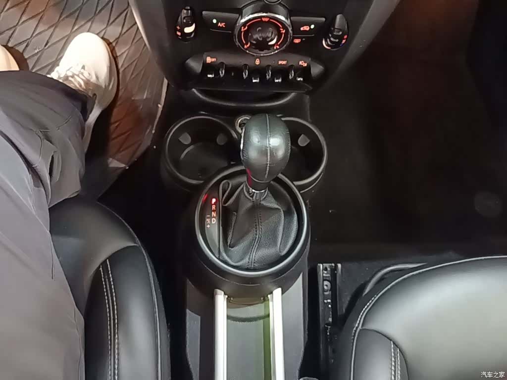 Mini Countryman, 2016 14