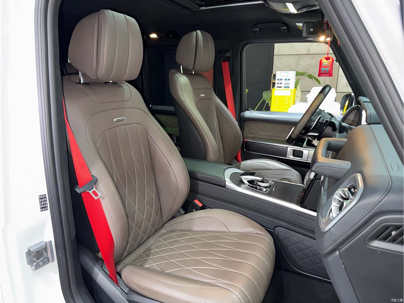 Mercedes-Benz G-Class, 2023 21