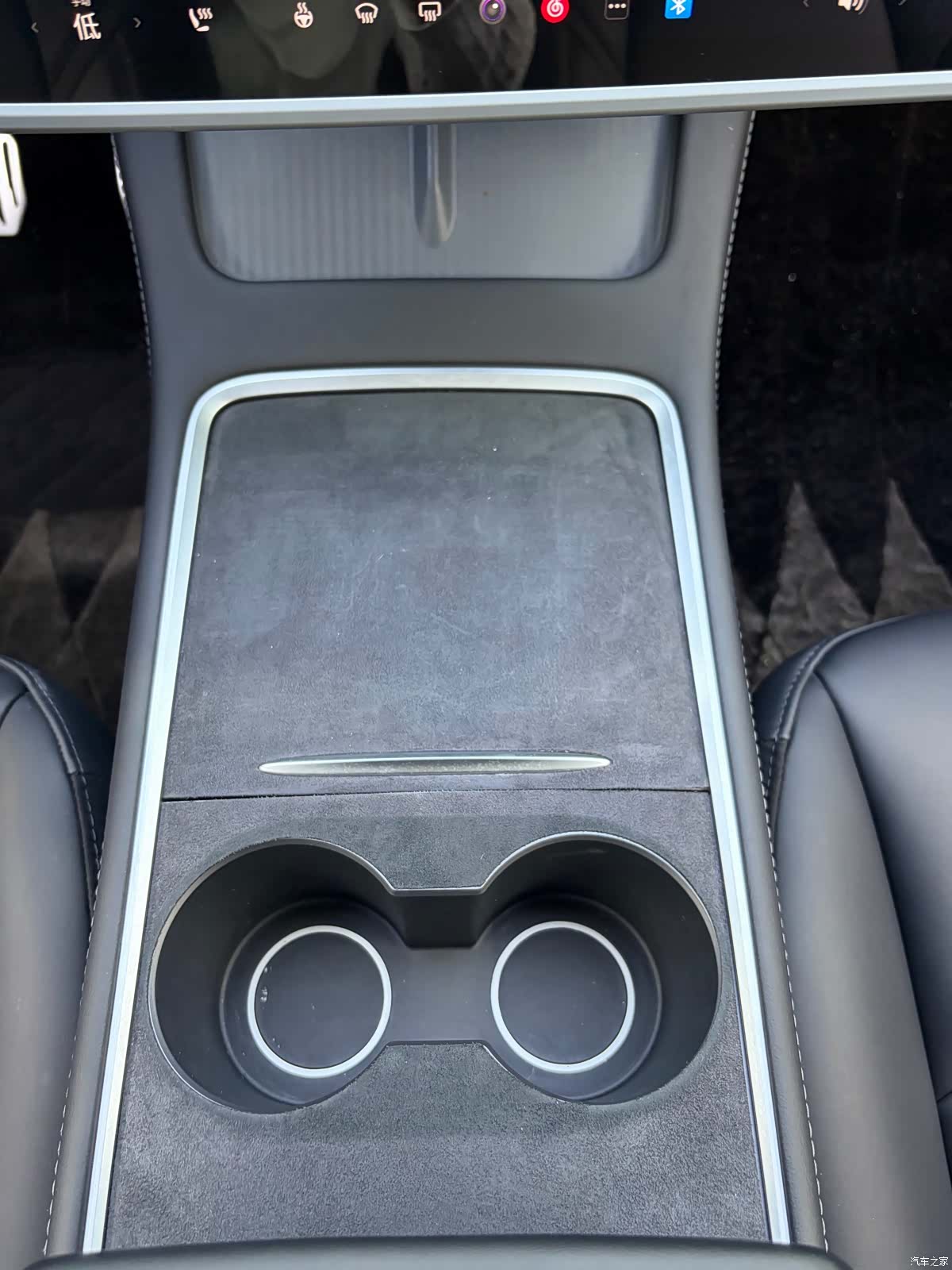 Tesla Model Y, 2023 14