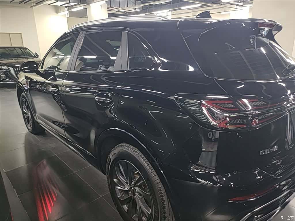 Hongqi HS5, 2023 все фото