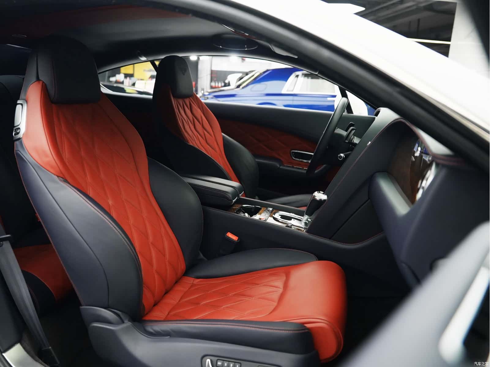 Bentley Continental GT, 2016 11