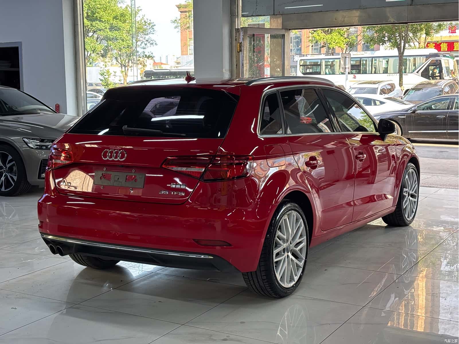 Audi A3, 2018 все фото