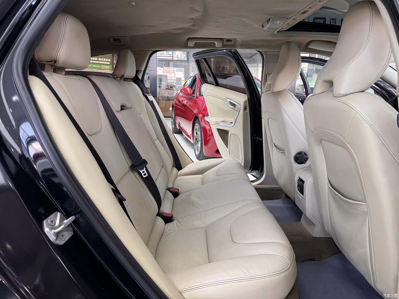 Volvo V60, 2014 14