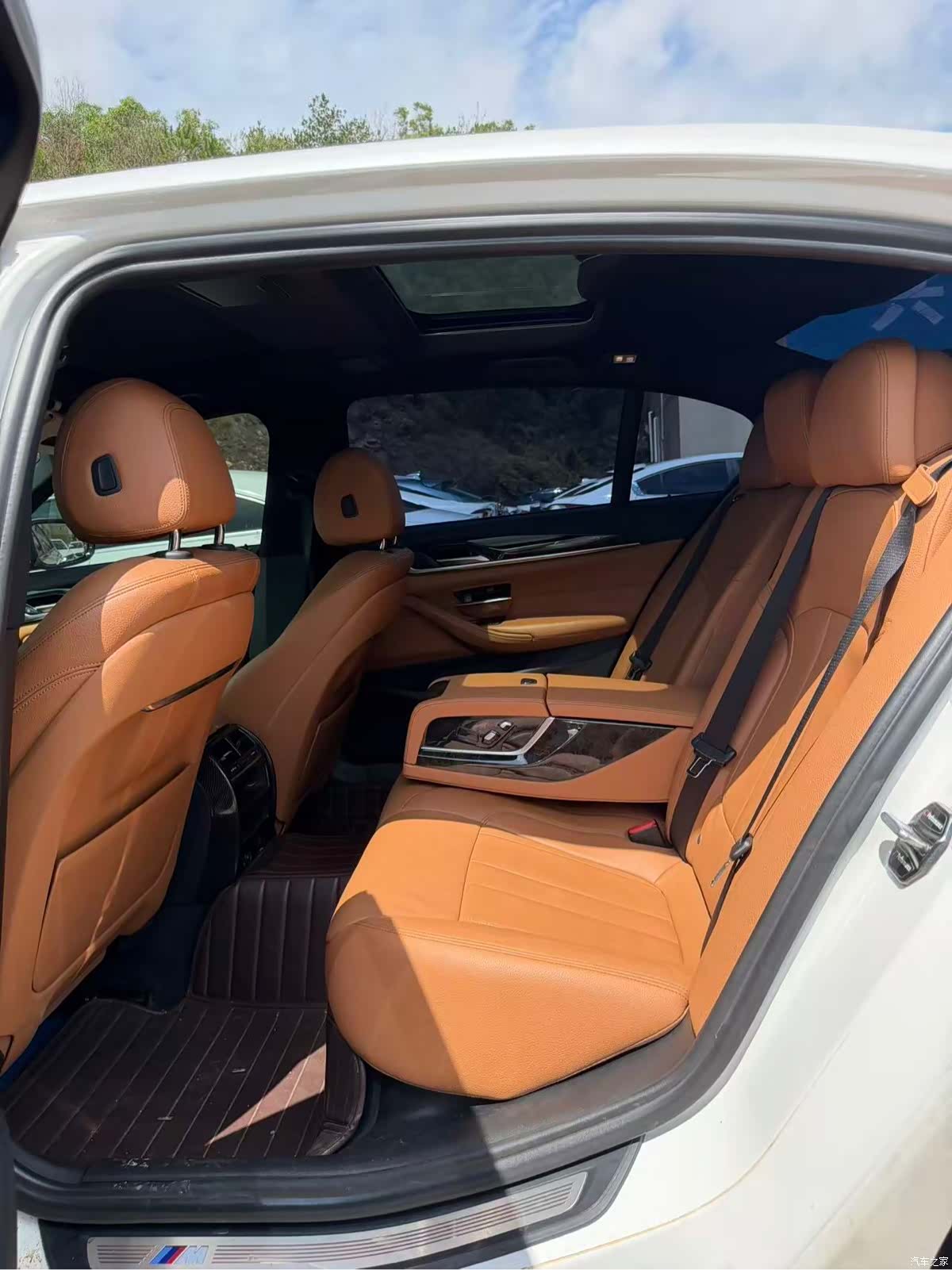 BMW 5 Series, 2019 4