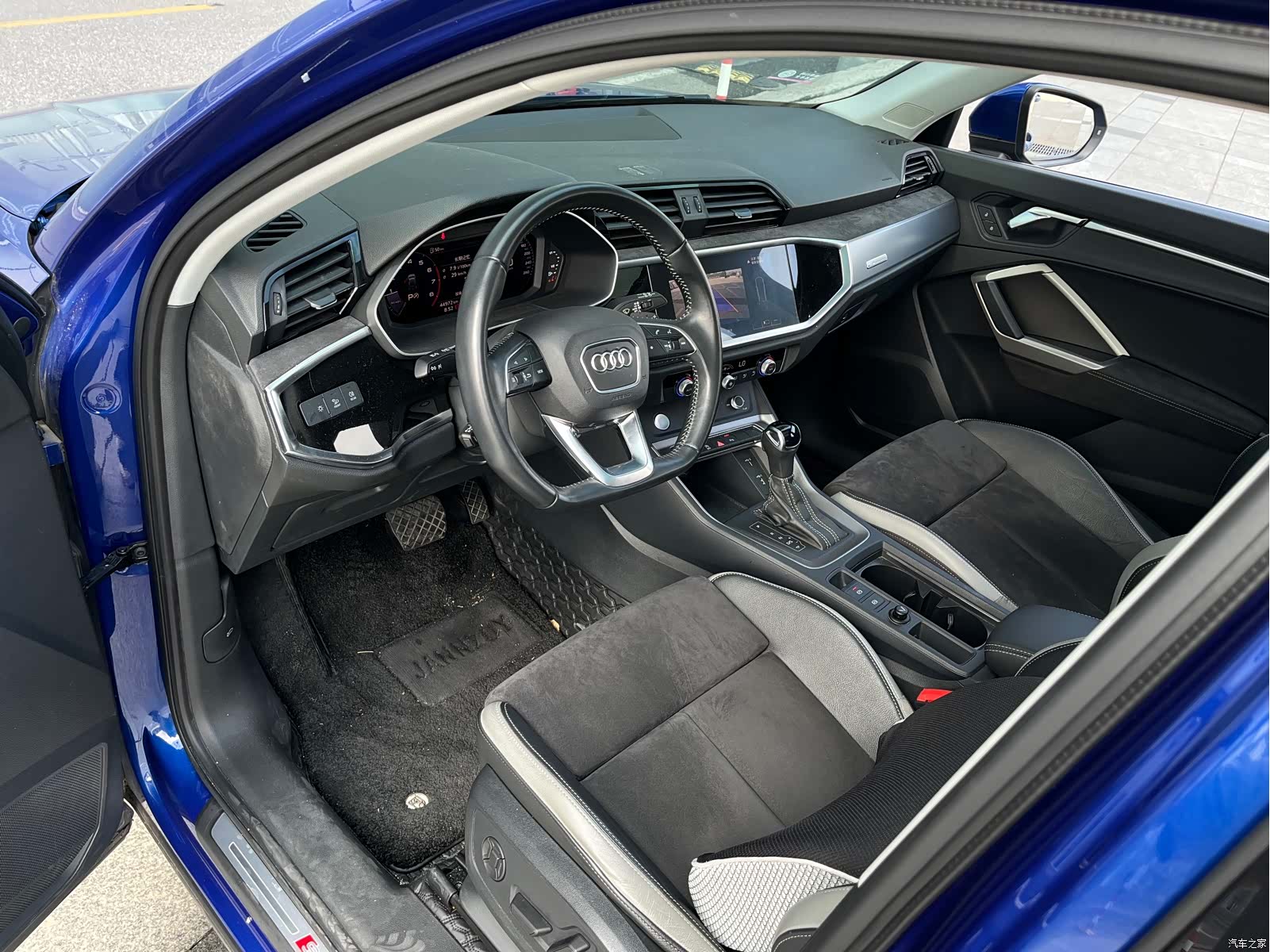 Audi Q3, 2020 10