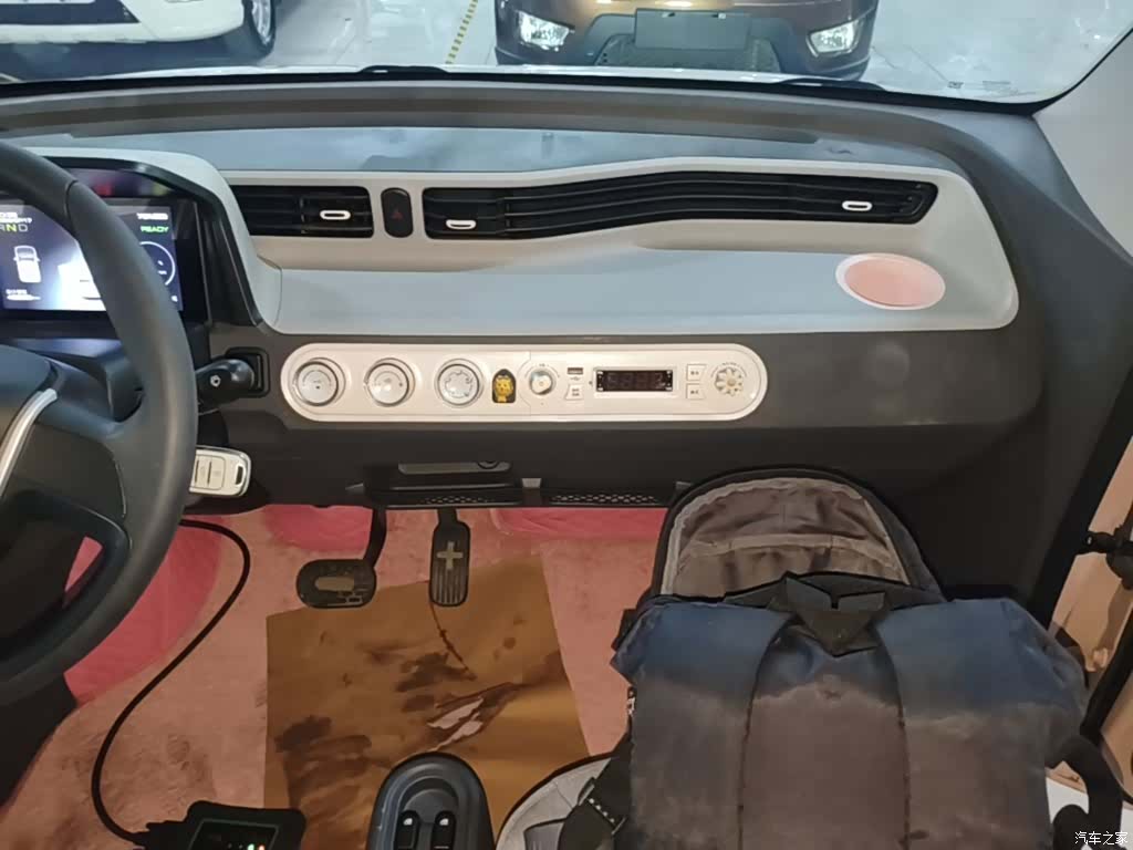 Wuling MINIEV, 2021 13