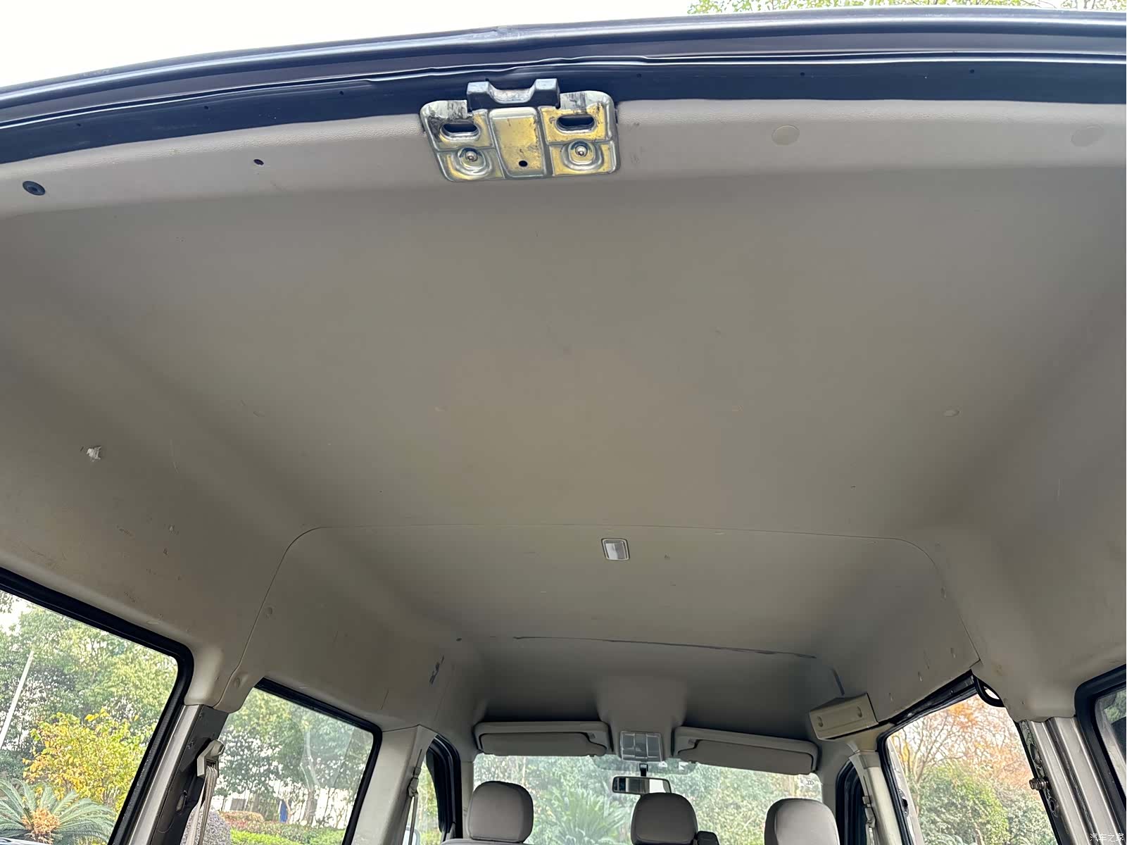 Maxus V80, 2017 16
