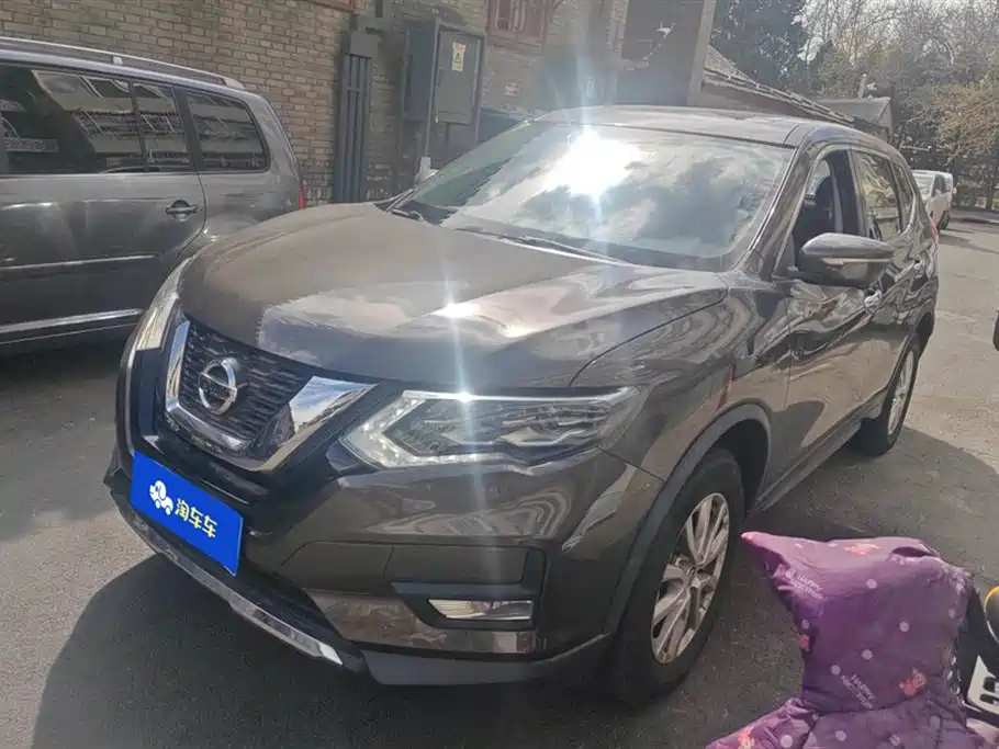 Nissan Qijun
