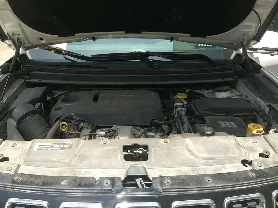 Jeep Grand Commander