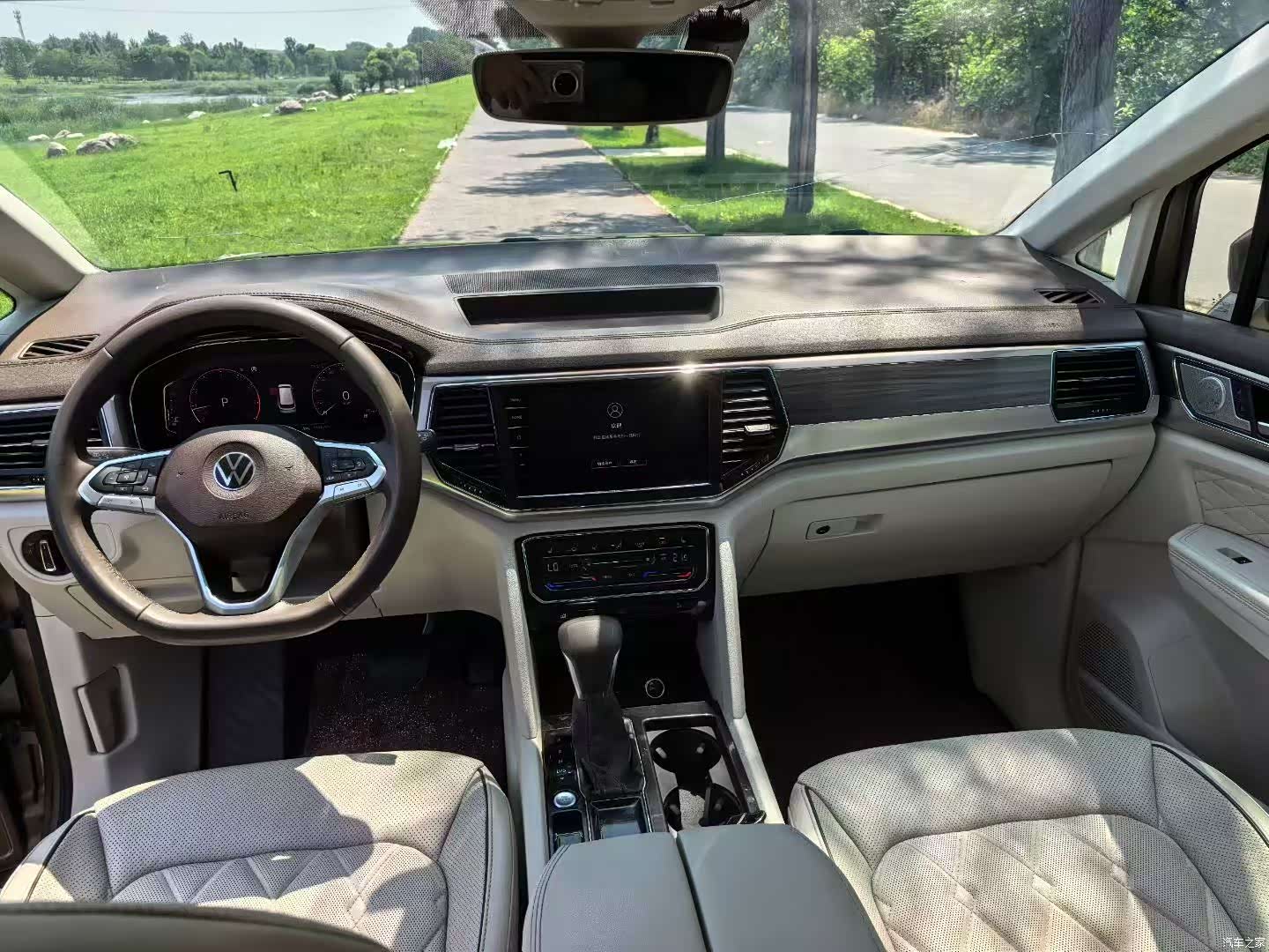 Volkswagen Viloran, 2020 4