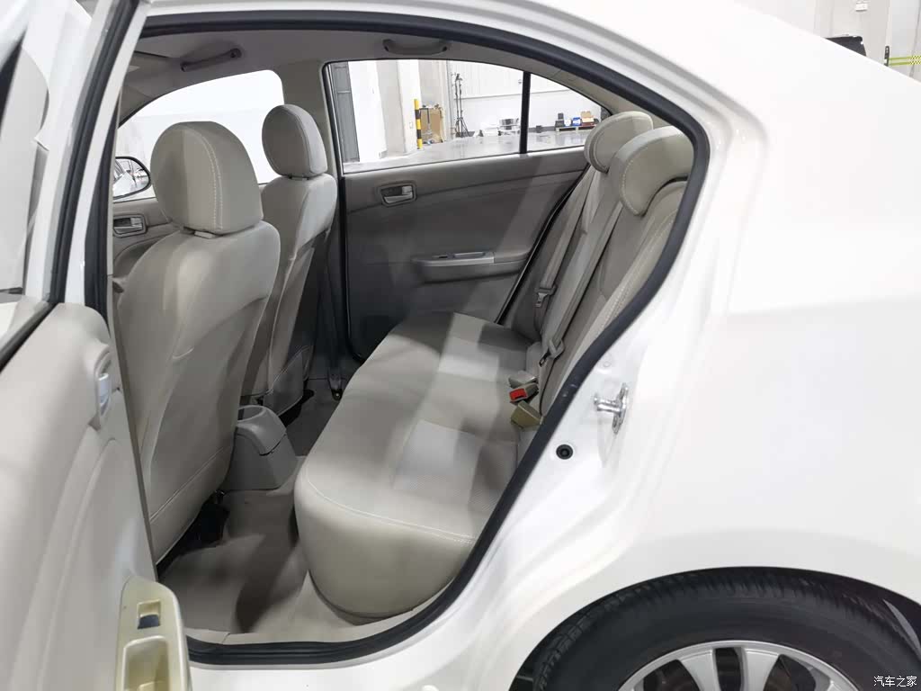 Changan V3, 2019 15