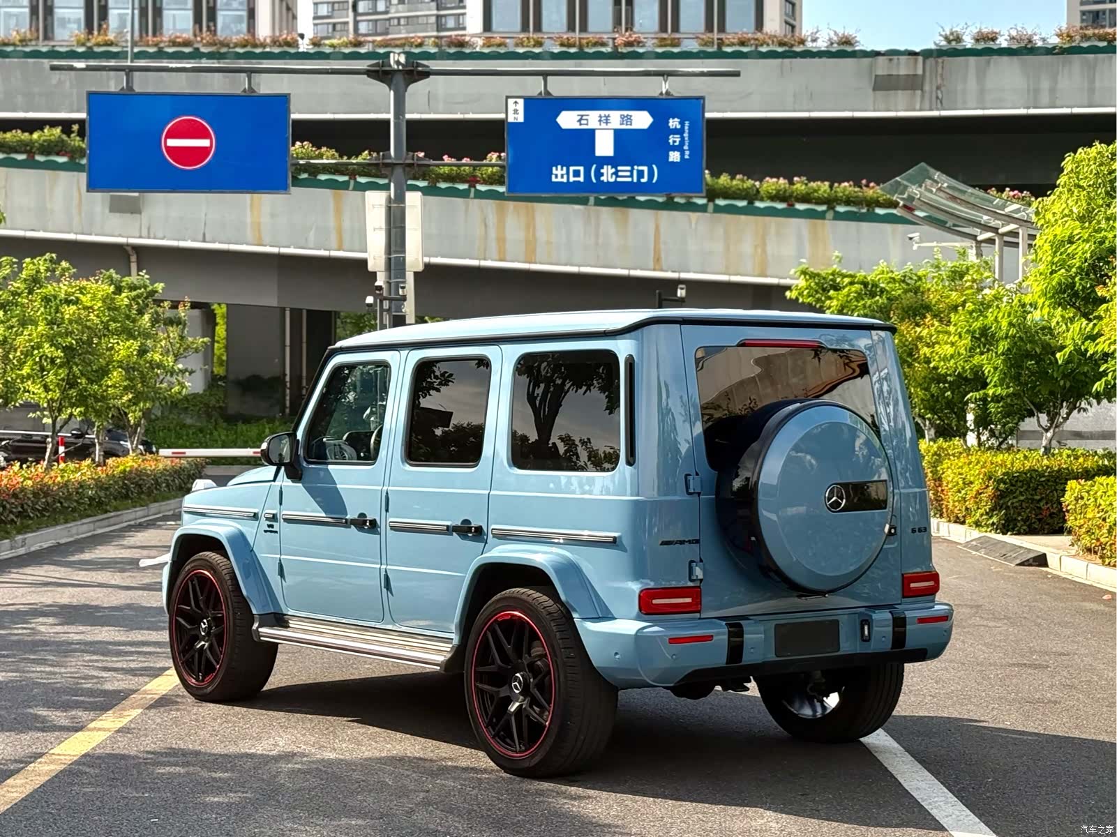 Mercedes-Benz G-Class, 2023 9