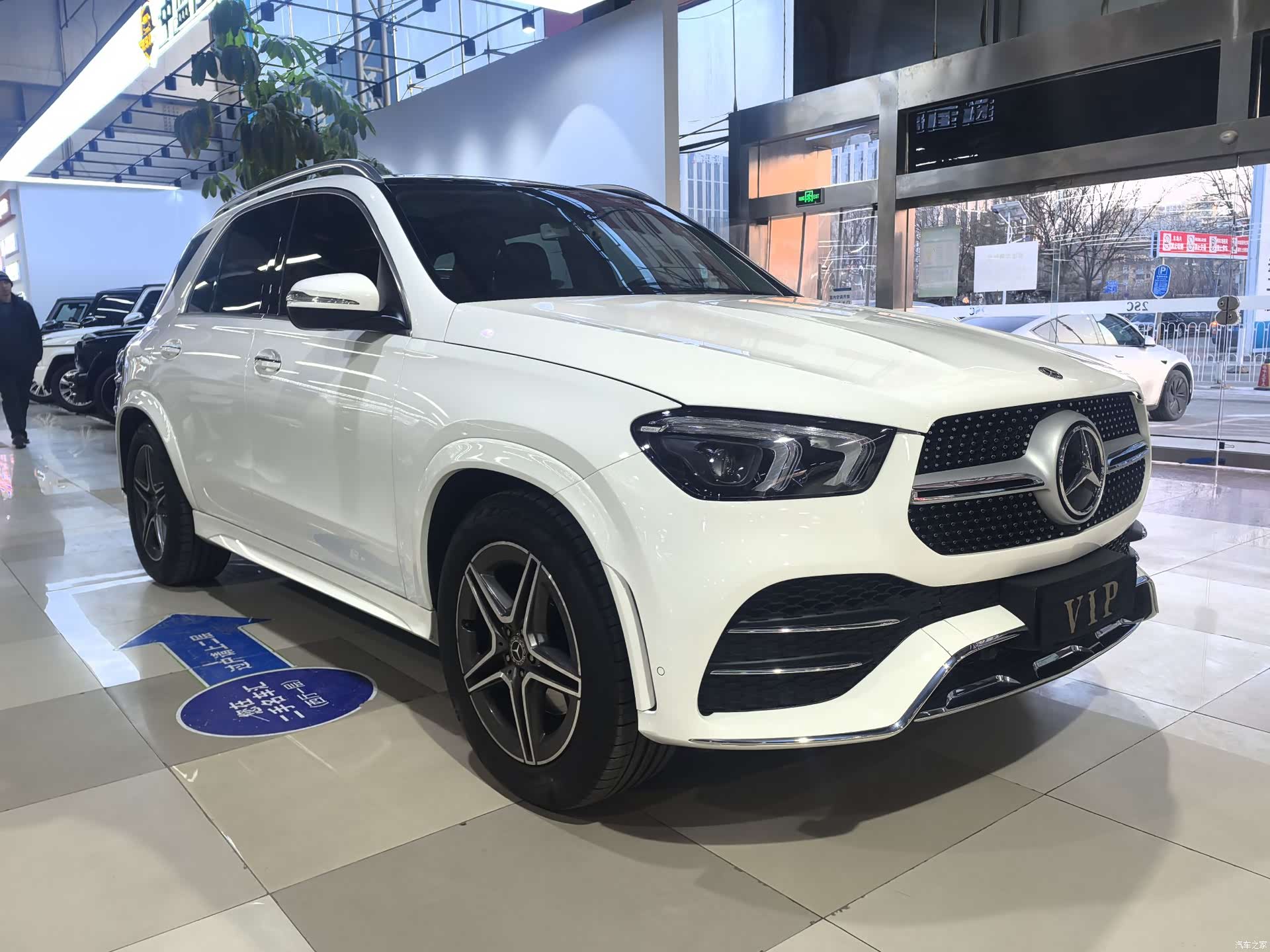 Mercedes-Benz GLE, 2020 3