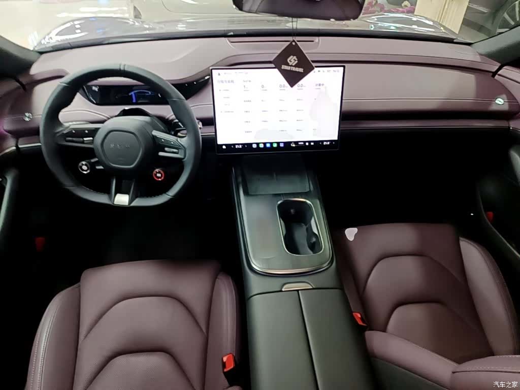 Xiaomi SU7, 2025 10
