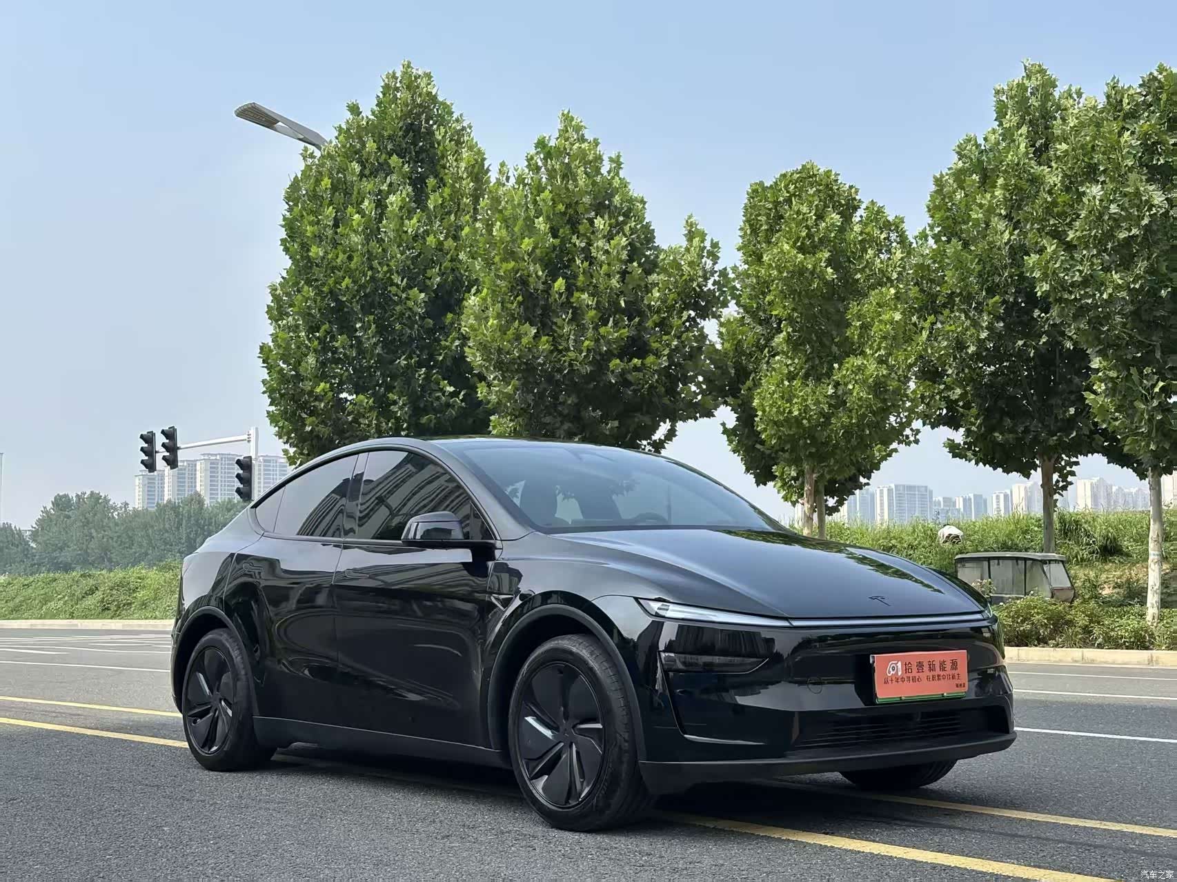 Tesla Model Y, 2026 3