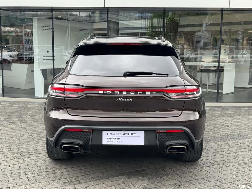 Porsche Macan, 2022 10