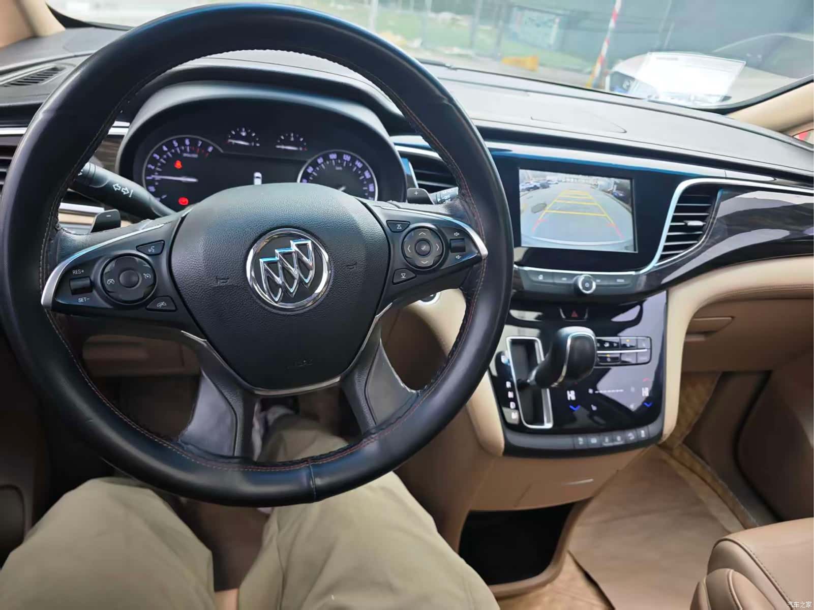 Buick GL8, 2019 9