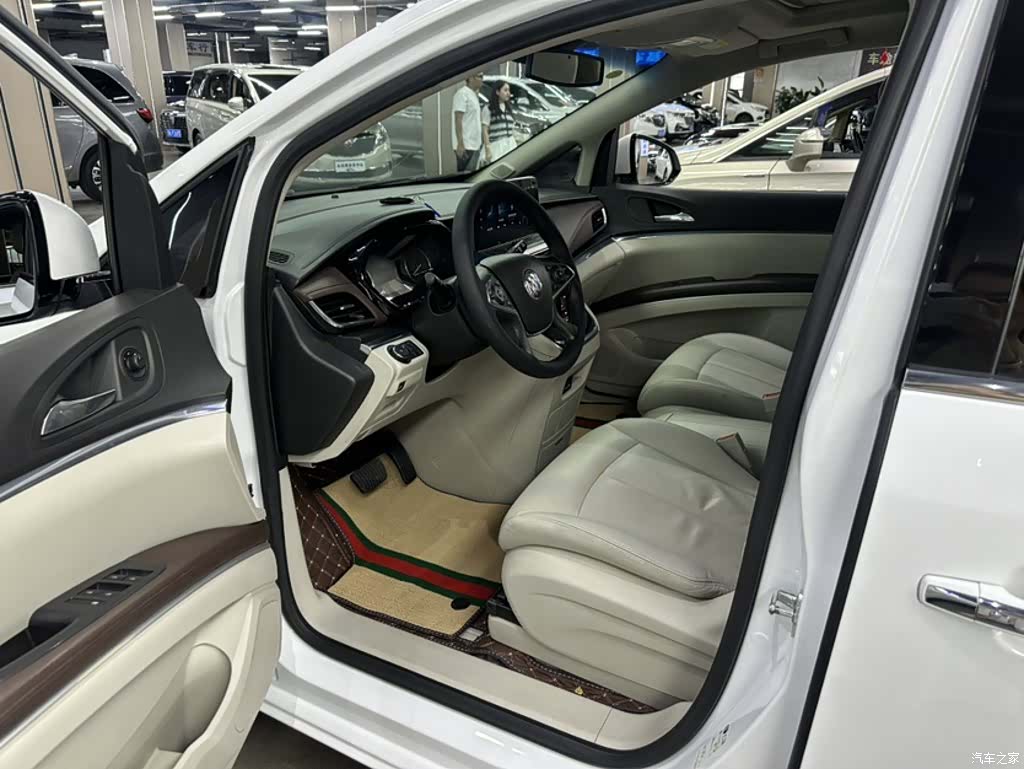 Buick GL8, 2021 11