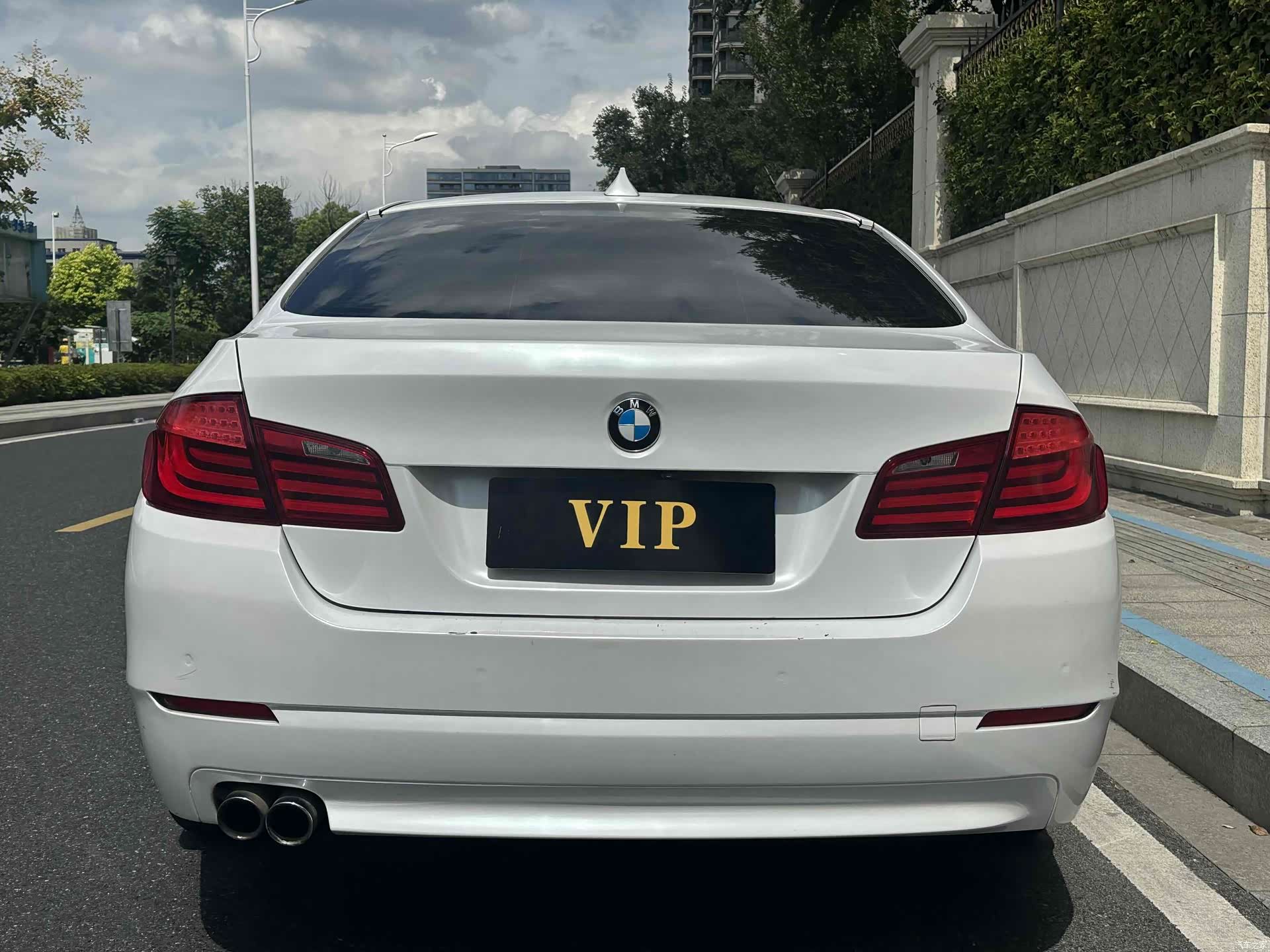 BMW 5 Series, 2010 все фото