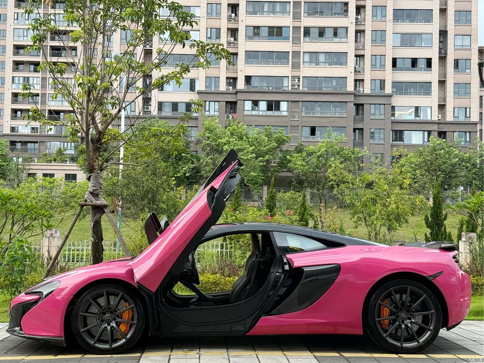 McLaren 12C, 2014 4