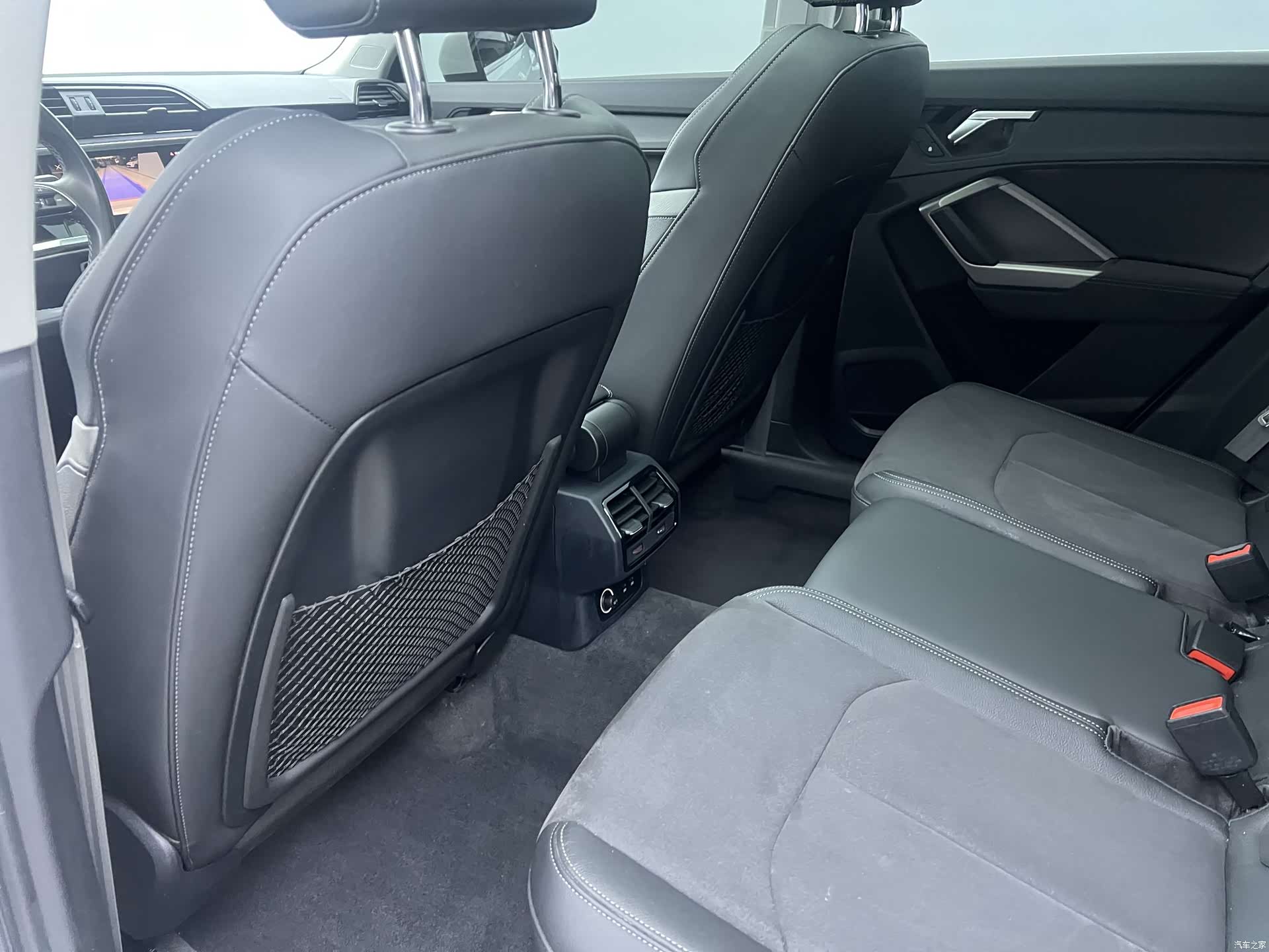 Audi Q3, 2022 14