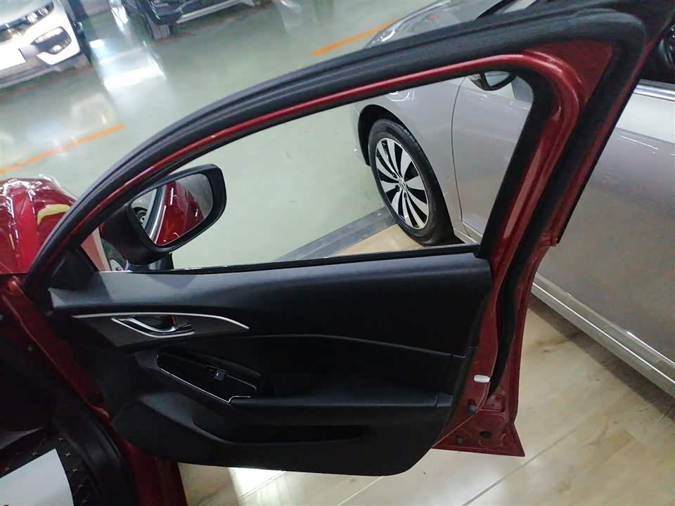 Mazda 3 Angkesaila Mazda 3 Angkesaila