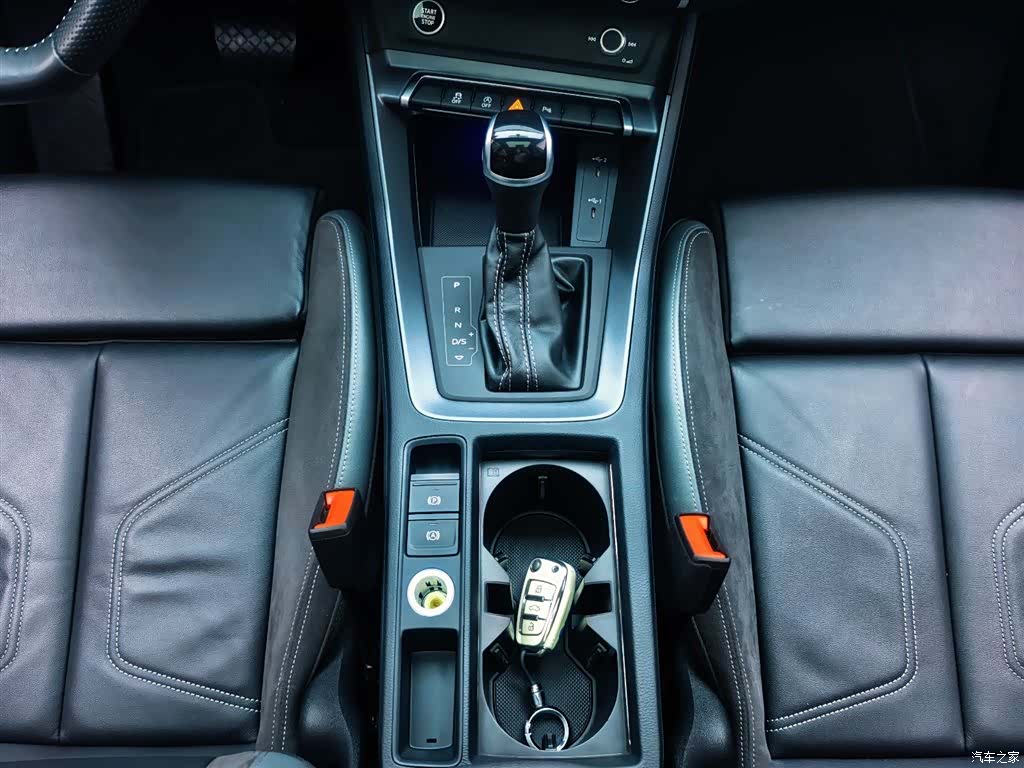 Audi Q3, 2022 15