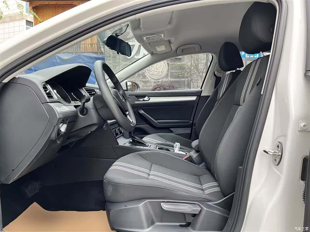 Volkswagen Lamando, 2018 15