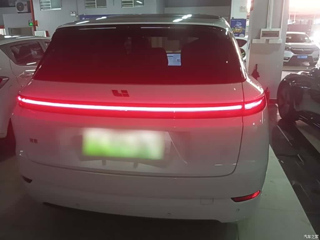 Li Auto L7, 2024 6
