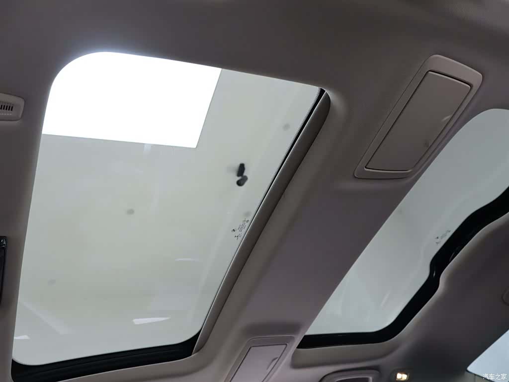 BMW 5 Series, 2021 25