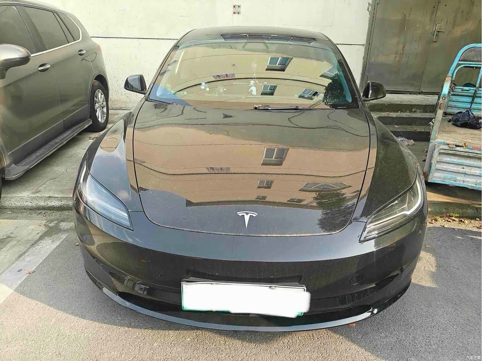 Tesla Model 3, 2023 2