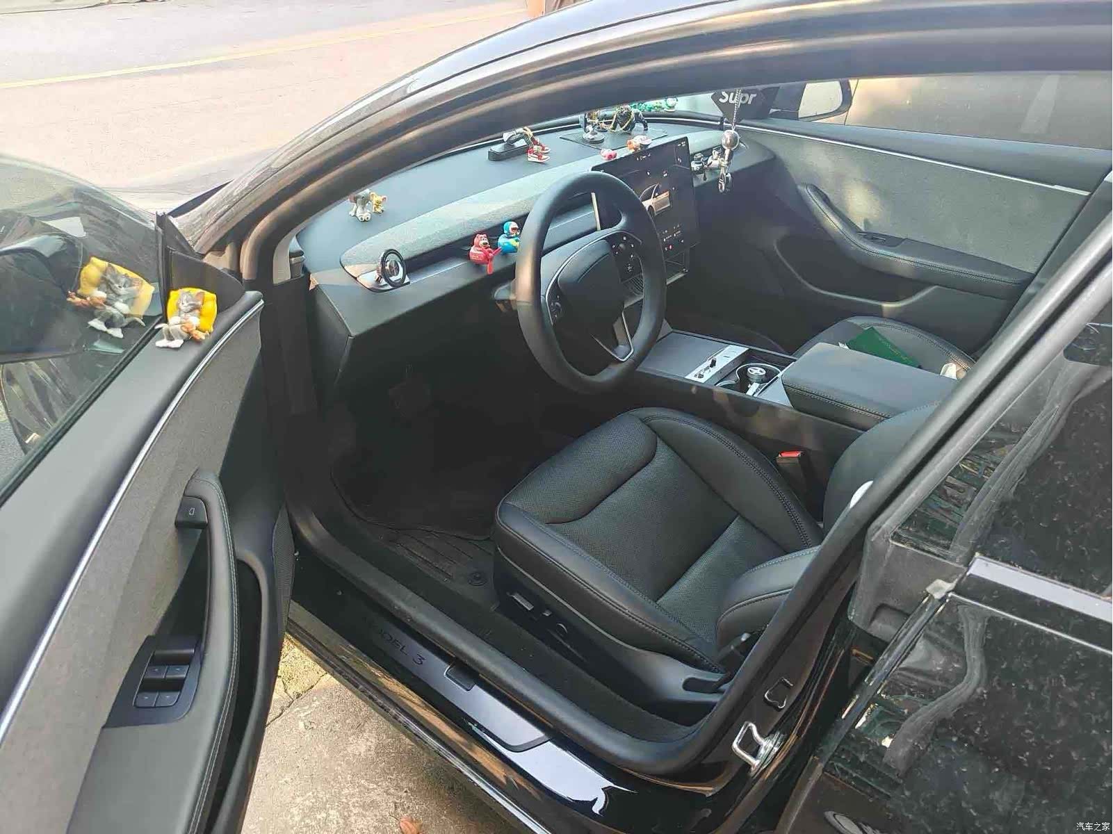 Tesla Model 3, 2023 6
