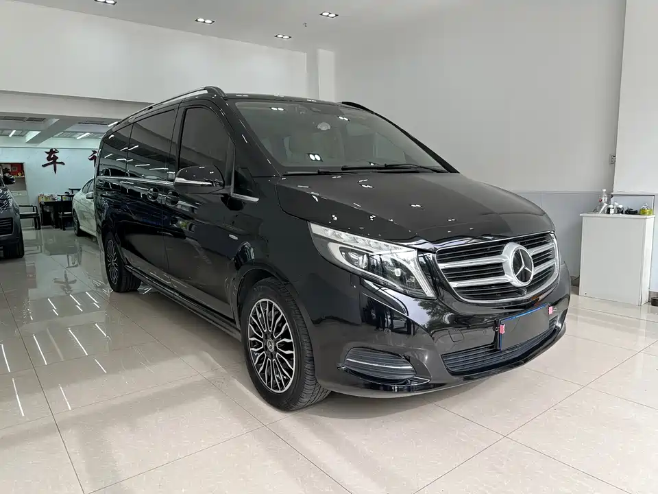 Mercedes-Benz V-class
