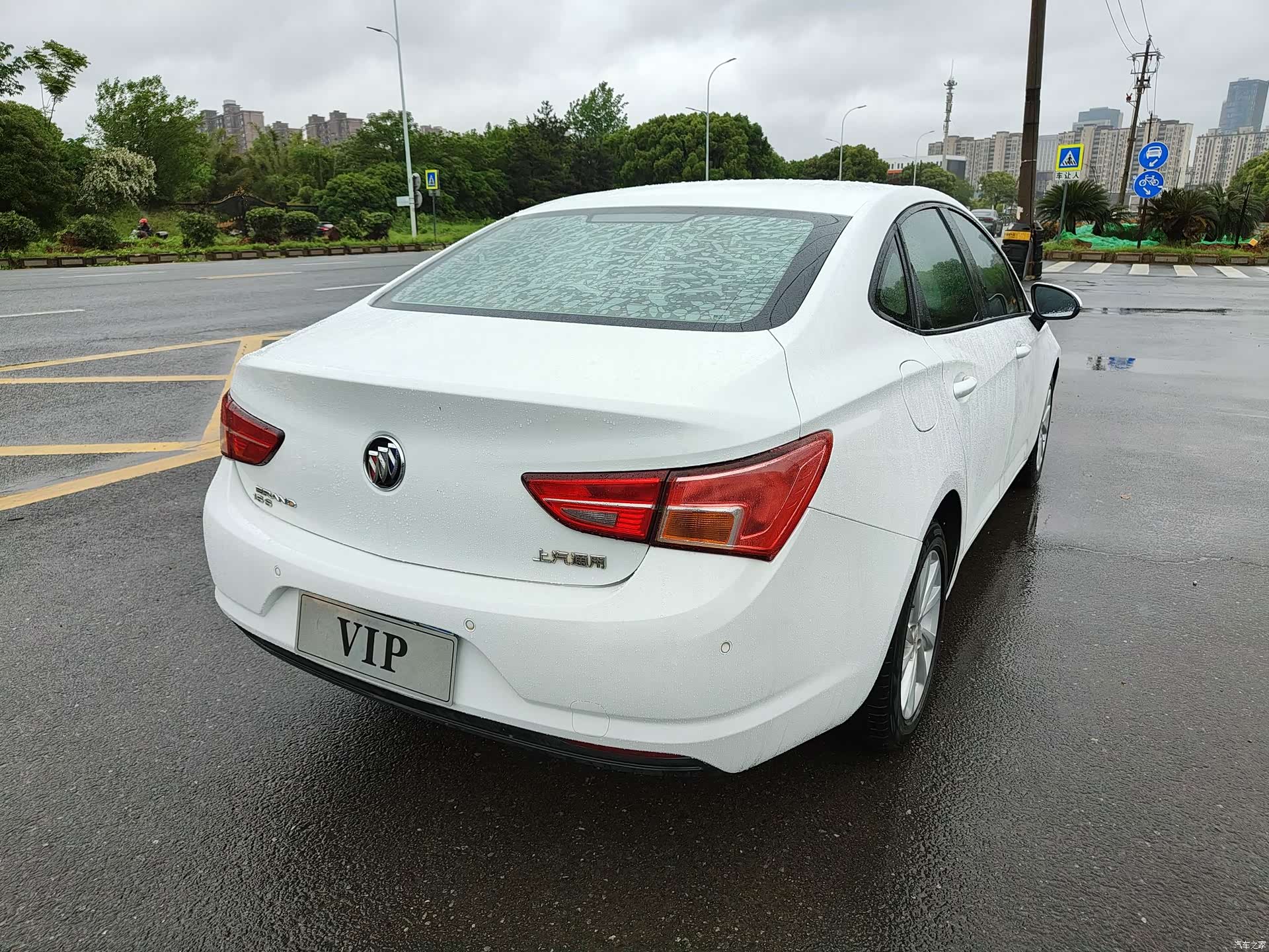Buick Verano, 2016 11