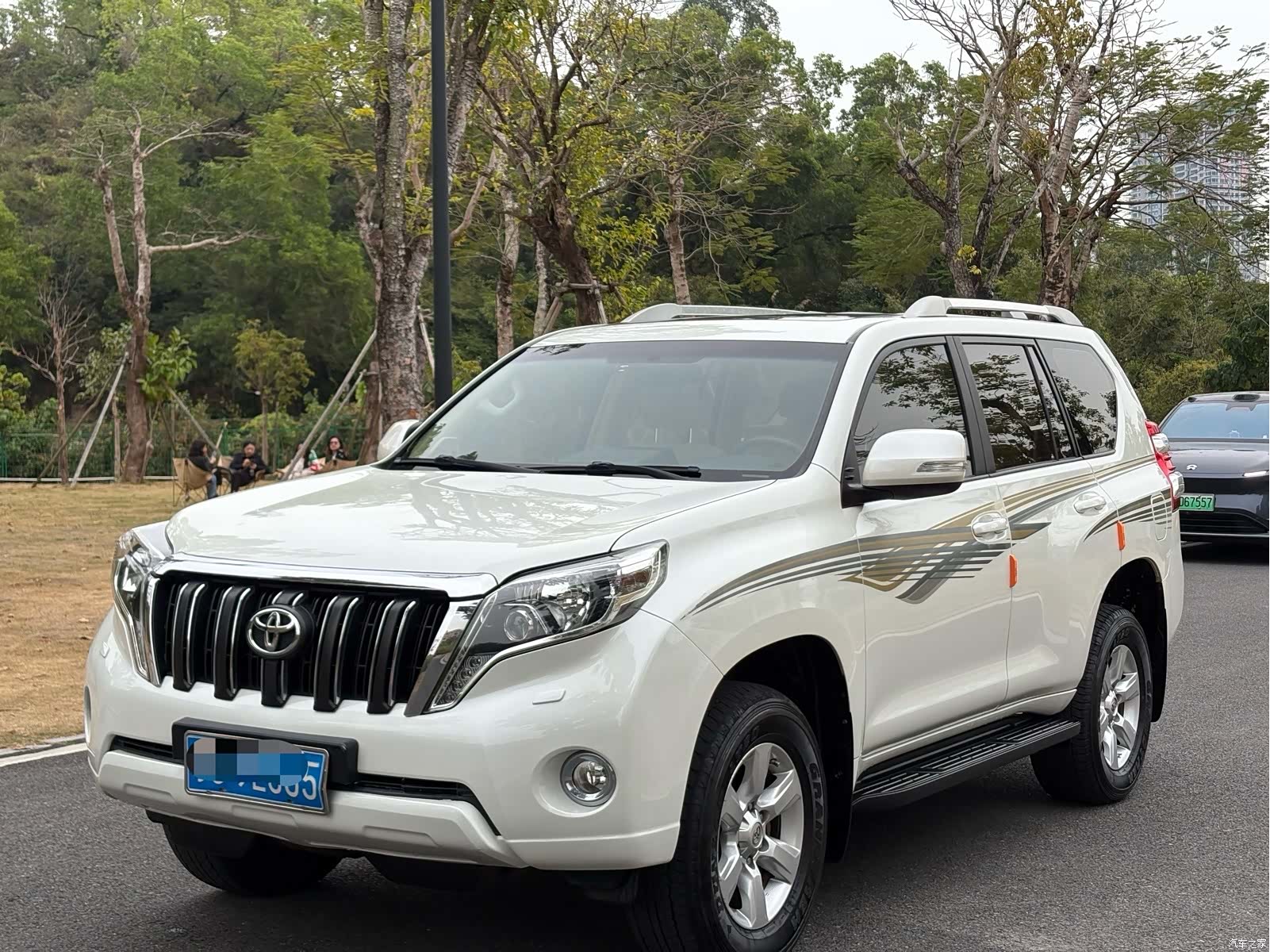 Toyota Prado, 2015 1