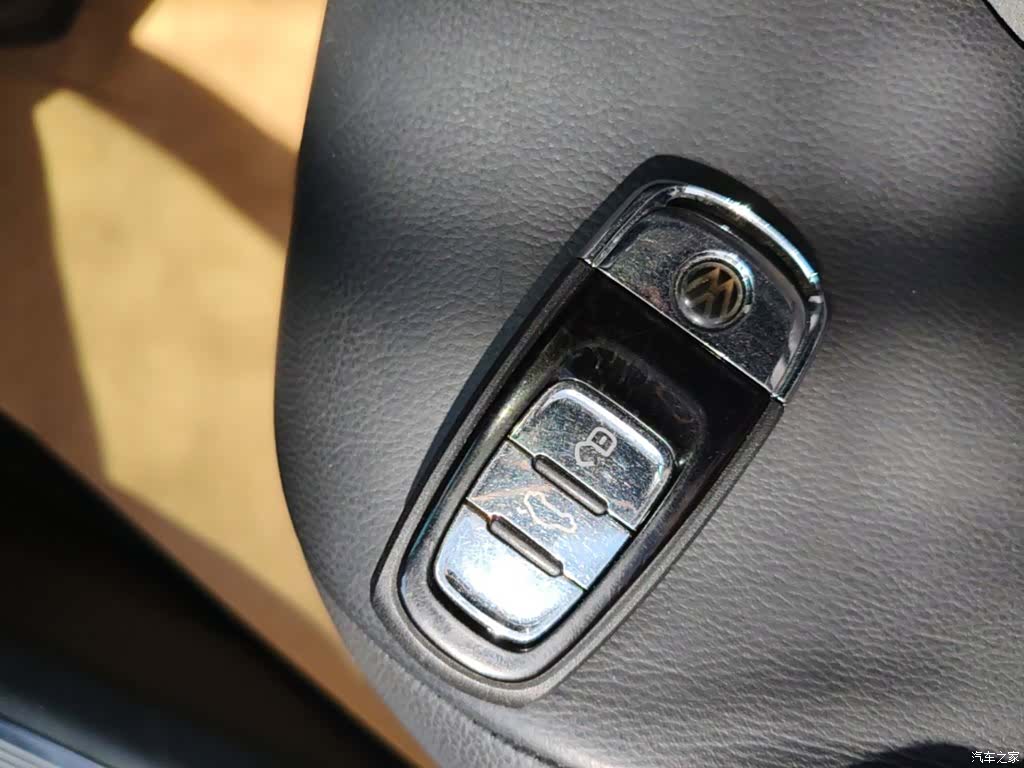 Volkswagen Phideon, 2017 17