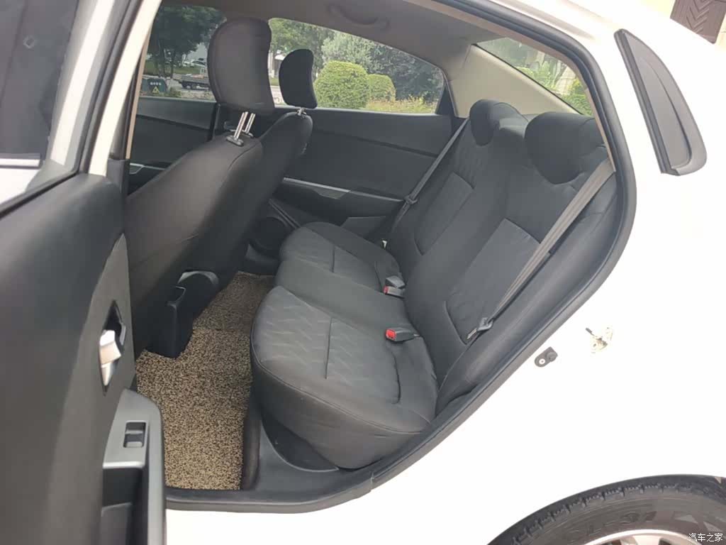 Kia K2, 2015 17
