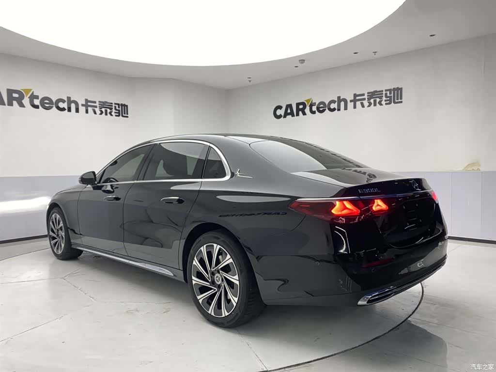 Mercedes-Benz E-Class, 2024 7