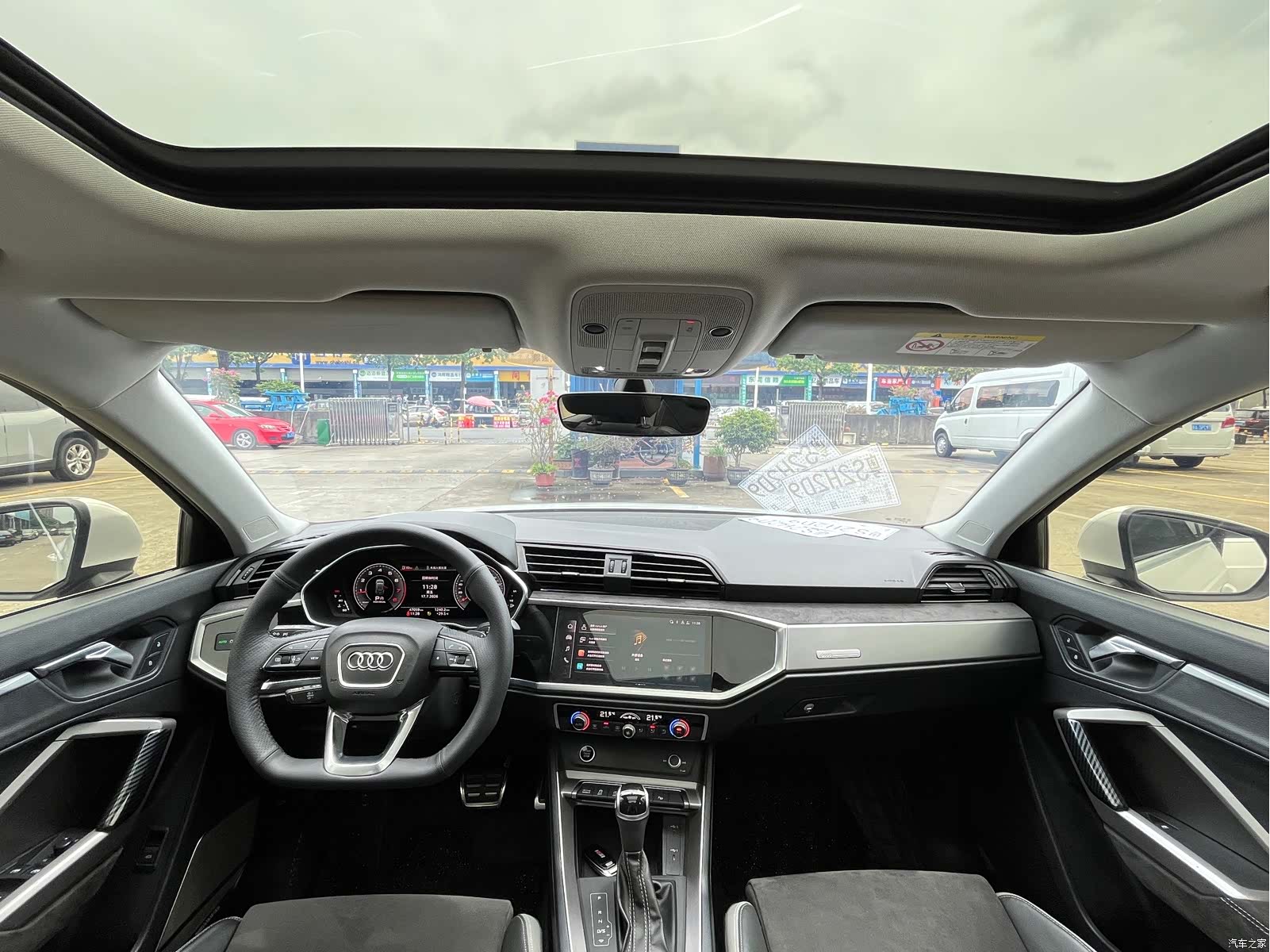 Audi Q3, 2022 8
