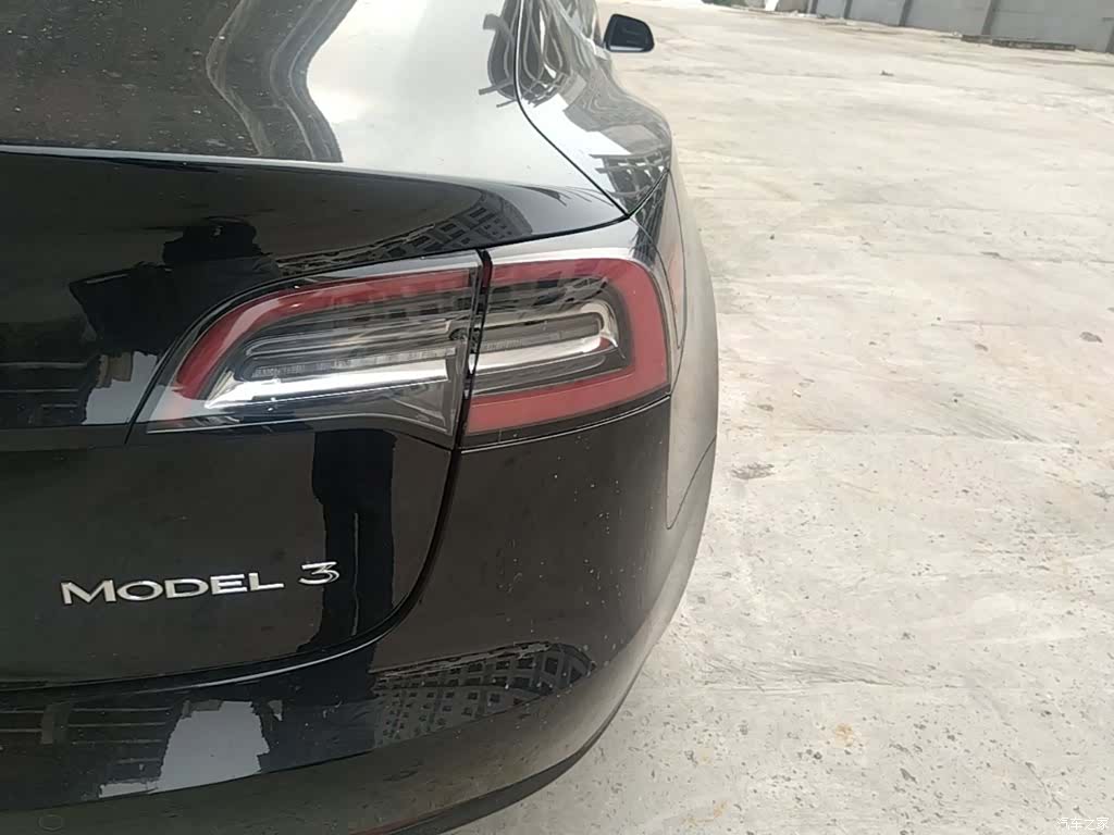 Tesla Model 3, 2020 24