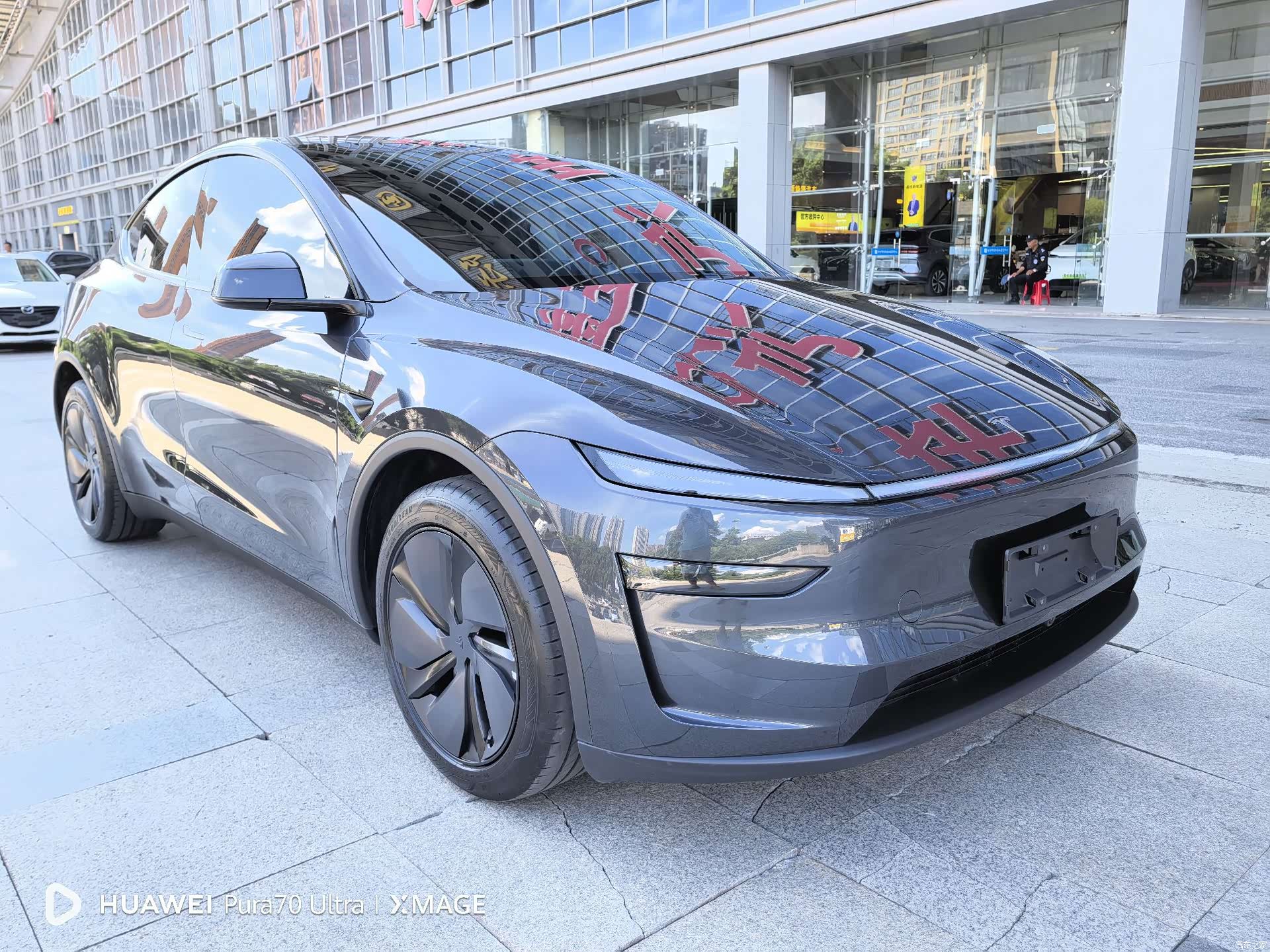Tesla Model Y, 2025 3