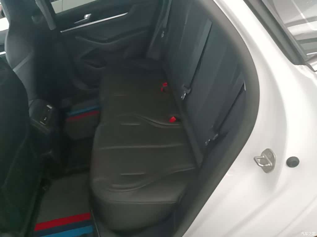 BYD Qin, 2023 17
